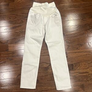 NWT Old Navy maternity pants size 8